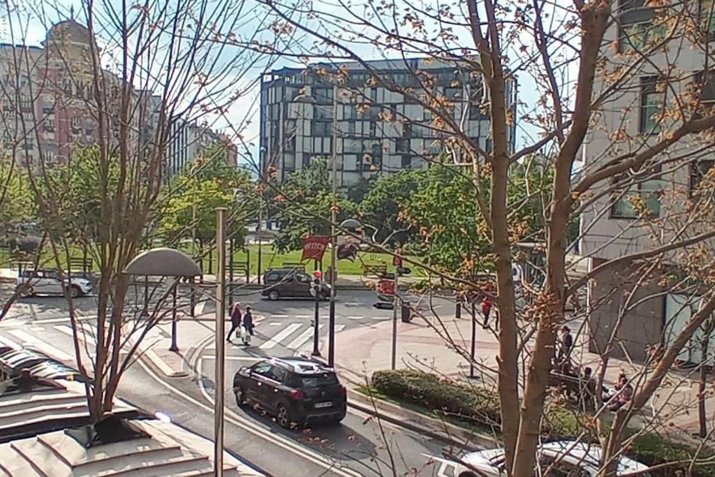 Apartamento Guggenheim Centrico Y Confortable Bilbao Exterior photo